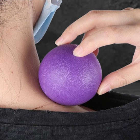 ballon de gym violette cou
