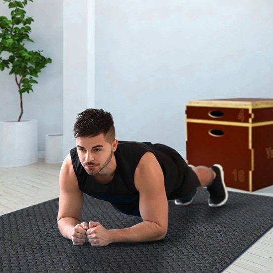 tapis de gymnastique homme domicile exercices sur ce tapis