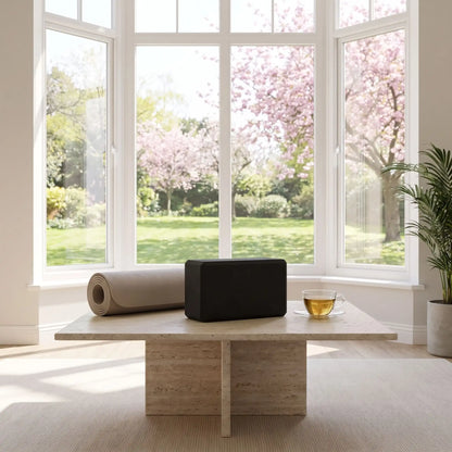brique de yoga noire intense