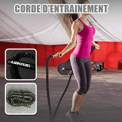 corde a sauter femme entrainement avec corde