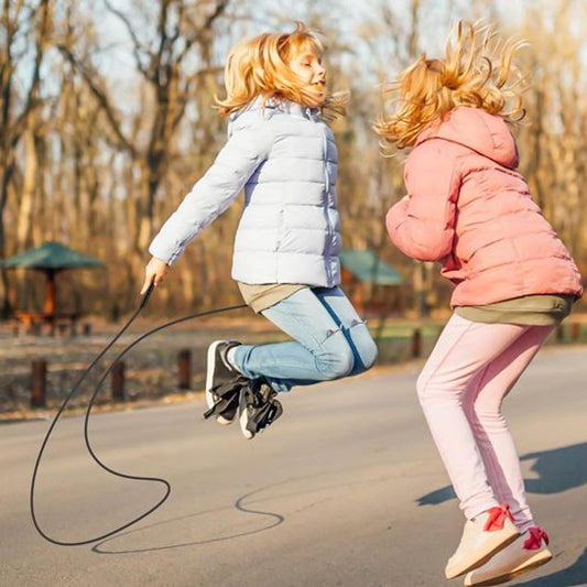 corde a sauter mere fille exercices parc
