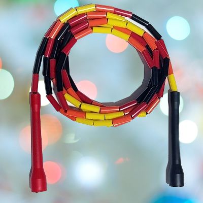 corde a sauter rouge et noire