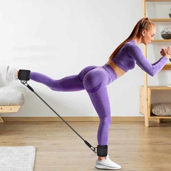 femme avec elastique sport dans sonsalon