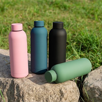 gourde isotherme variants 4 couleurs