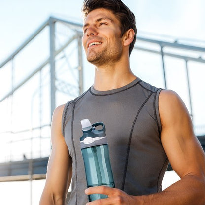 gourde avec paille homme hydratation