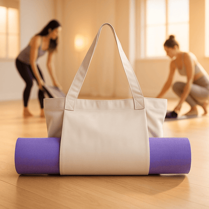 sac tapis yoga femme au studio yoga